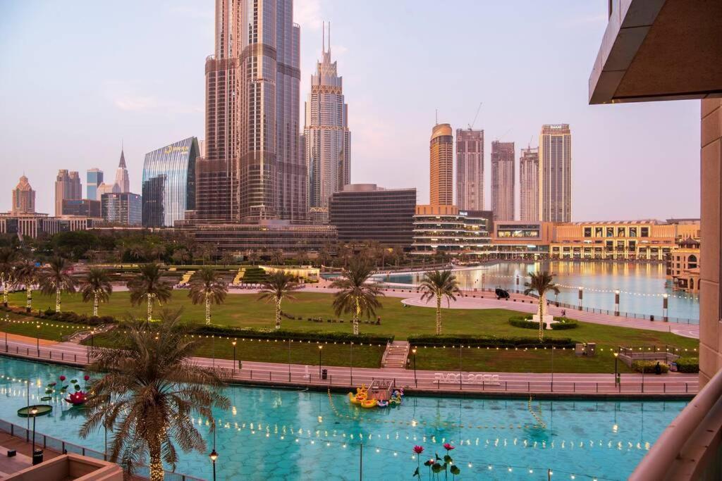 First Class 2Br With Full Burj Khalifa And Fountain View دبي المظهر الخارجي الصورة